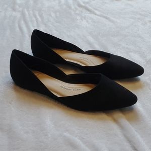 Time & Tru Black Pointed Ballet Flats Size 8
